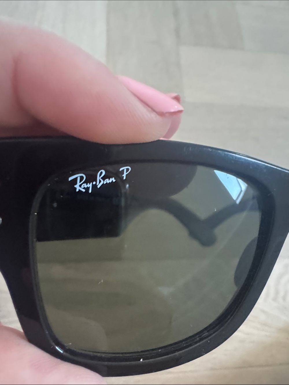 Ray Ban Wayfair black sunglasses with wide arm - Picture 2 of 3